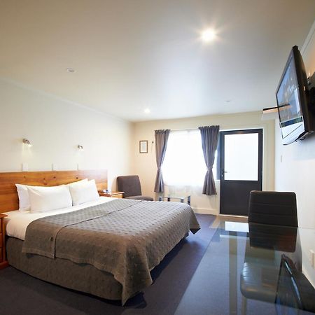 Auto Lodge Motel Hamilton Bagian luar foto
