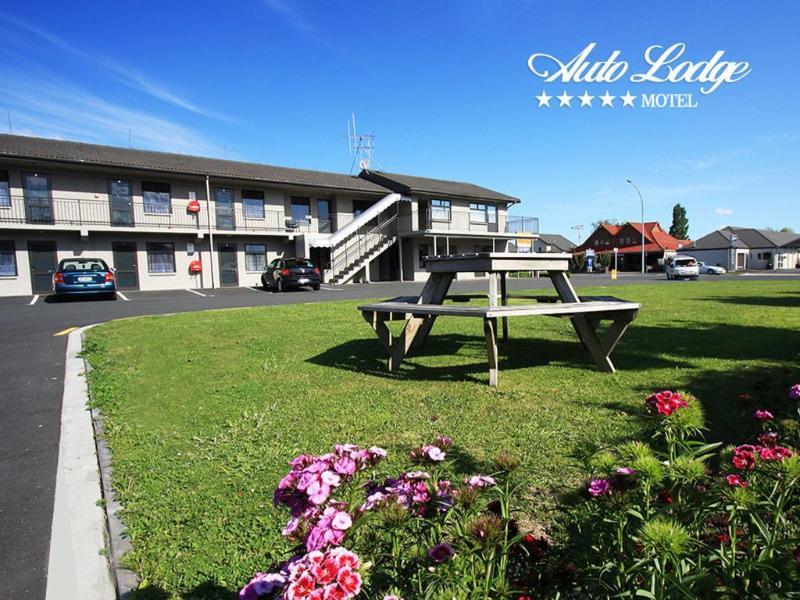 Auto Lodge Motel Hamilton Bagian luar foto