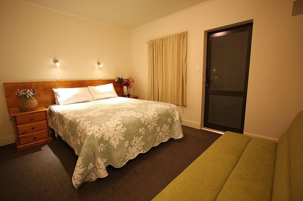 Auto Lodge Motel Hamilton Bagian luar foto
